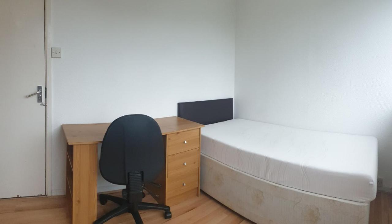 לונדון Elephant & Castle - Zone 2 - Private Rooms - Shared Bathroom מראה חיצוני תמונה