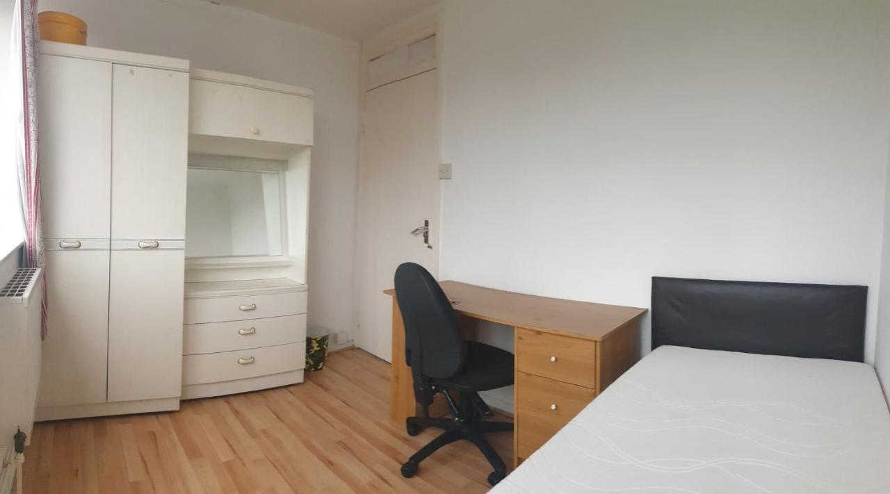 לונדון Elephant & Castle - Zone 2 - Private Rooms - Shared Bathroom מראה חיצוני תמונה