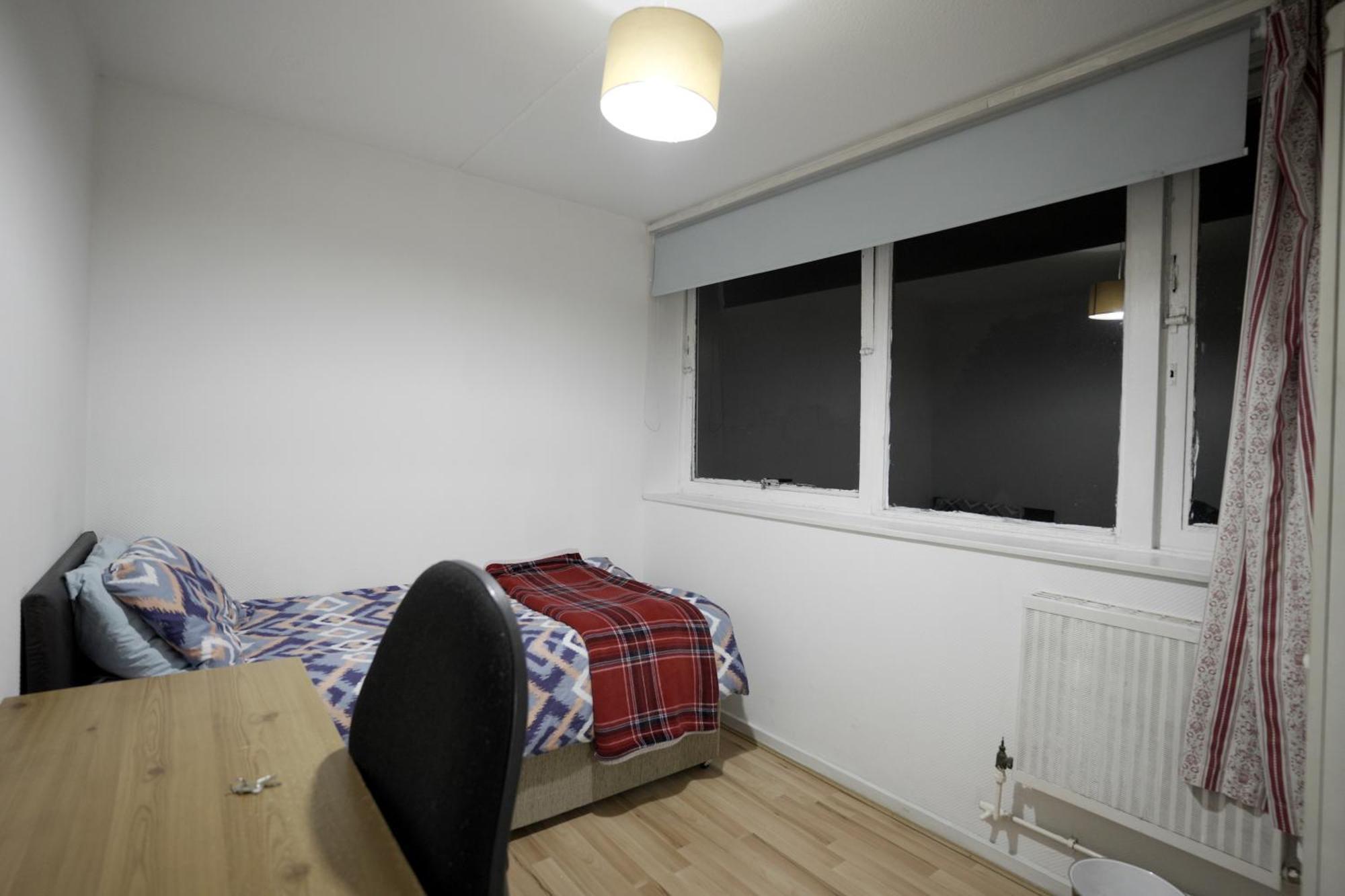 לונדון Elephant & Castle - Zone 2 - Private Rooms - Shared Bathroom מראה חיצוני תמונה